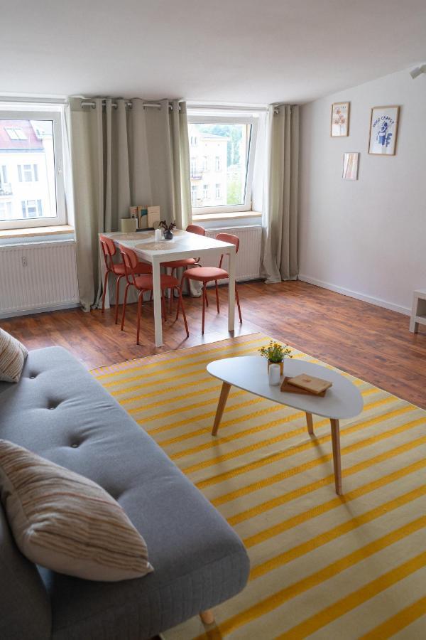 The Good Apartment Powisle 3 Bedrooms Varsovie Extérieur photo